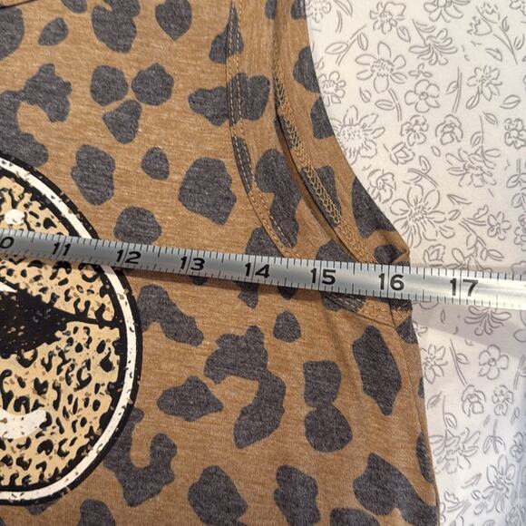 Mazik Leopard Print Graphic Muscle Tee Sleeveless Size Small - Picture 6 of 7